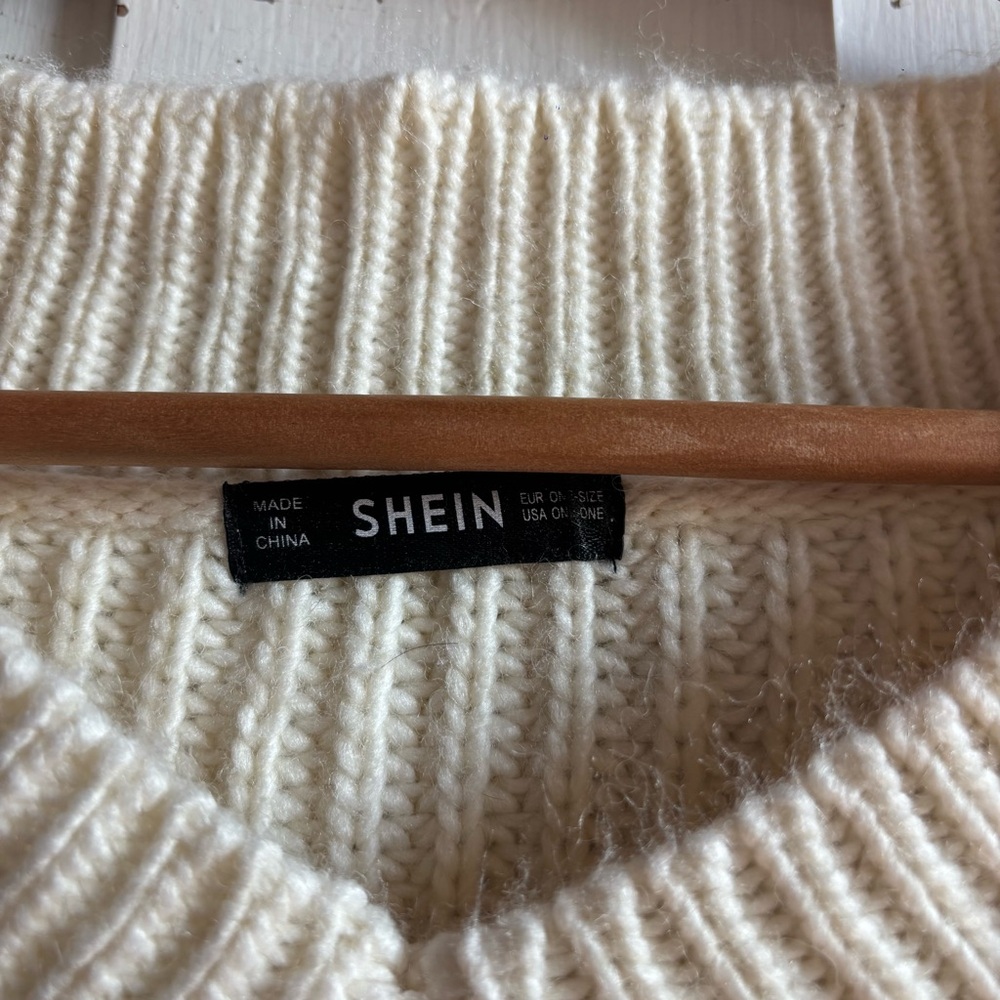 SHEIN Sweater - Picture 5 of 6